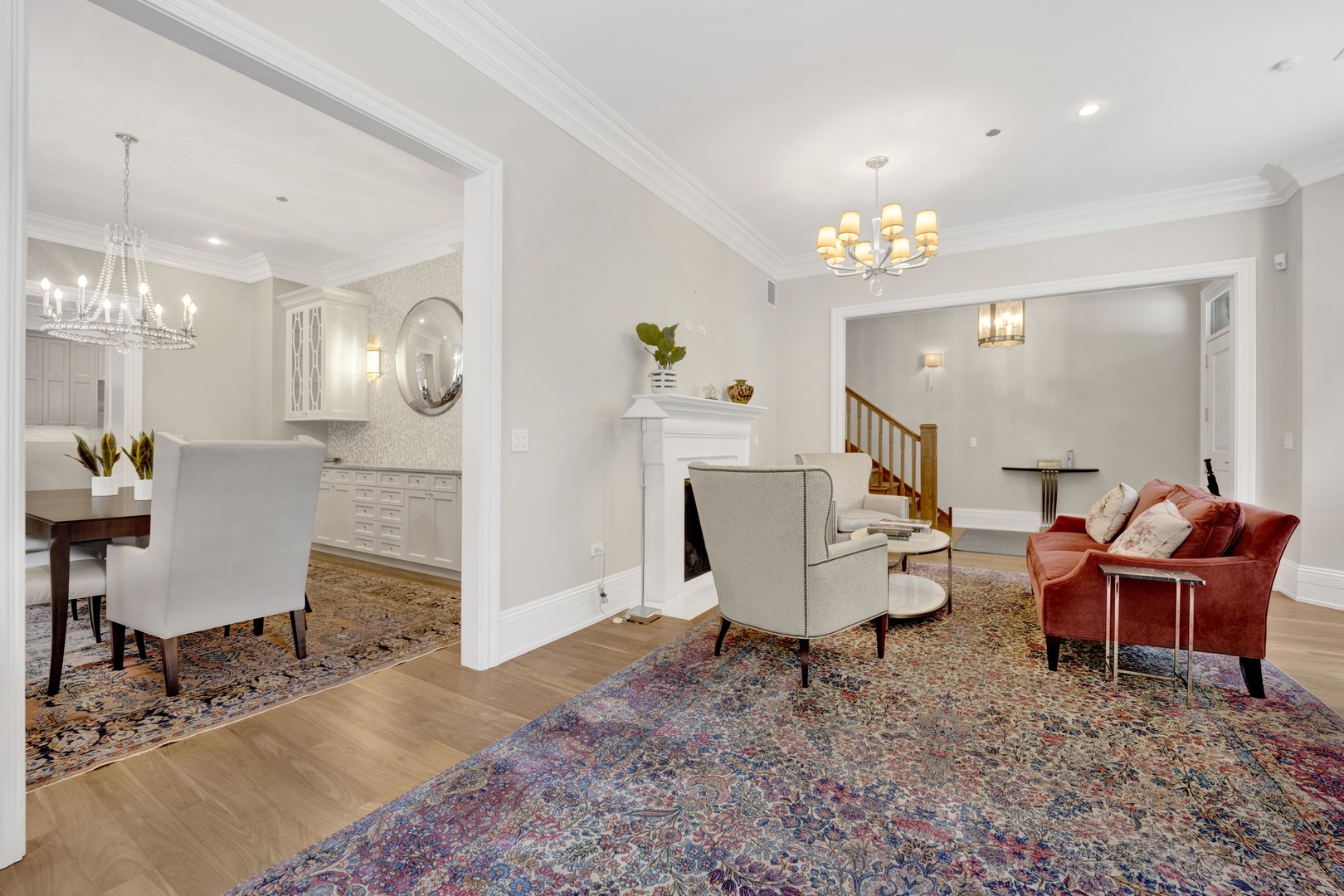 103 W Chestnut Street