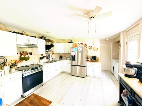 Tiny photo for 16944 E 3130 North Road, Rossville, IL 60963 (MLS # 12633329)