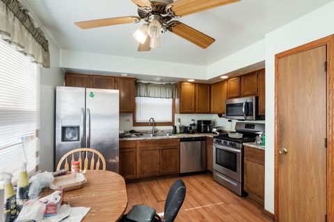 Tiny photo for 10435 W Chaplin Avenue, Beach Park, IL 60099 (MLS # 12575374)