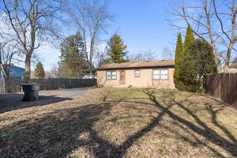 Tiny photo for 10435 W Chaplin Avenue, Beach Park, IL 60099 (MLS # 12575374)