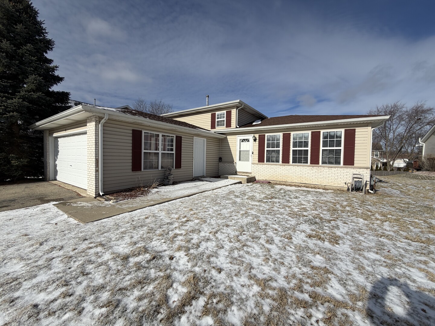 2 Beaver Creek Court