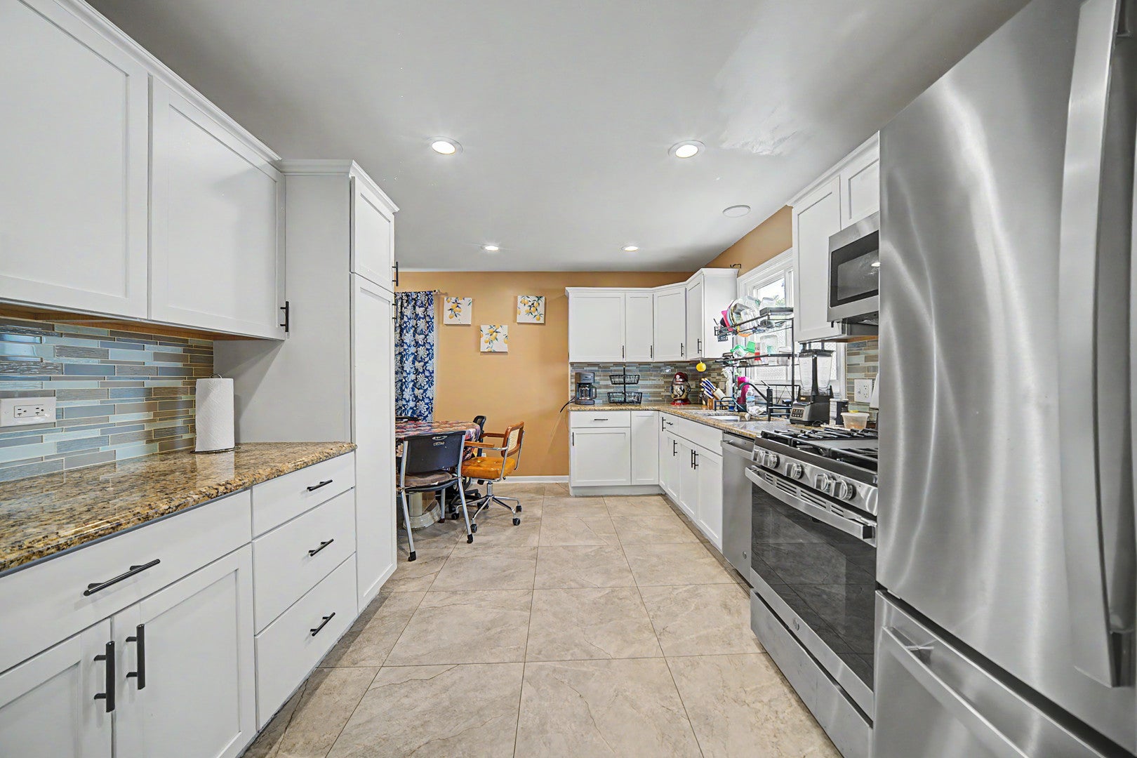 8043 Salisbury Avenue