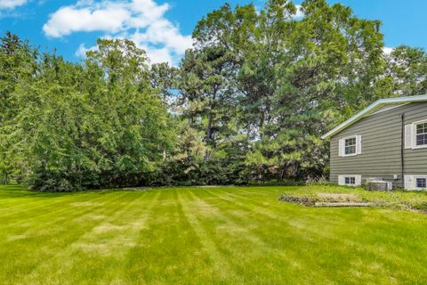 Tiny photo for 708 S Edgewood Lane, Mount Prospect, IL 60056 (MLS # 12399188)