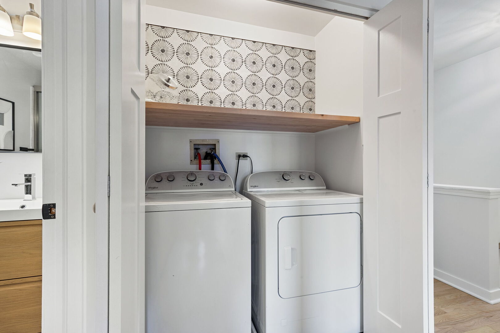 Chicago, Illinois 60651, United States, 3 Bedrooms Bedrooms, ,3 BathroomsBathrooms,Residential,Active,239702