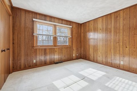 Tiny photo for 4610 34th Avenue, Moline, IL 61265 (MLS # 12557718)