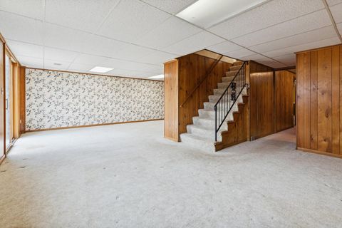 Tiny photo for 4610 34th Avenue, Moline, IL 61265 (MLS # 12557718)