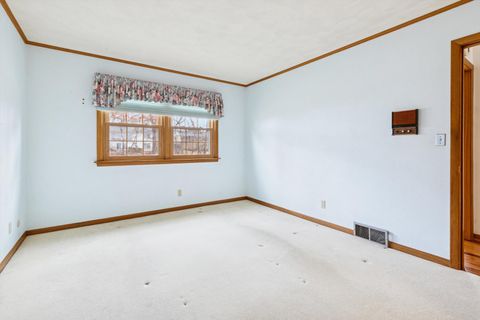 Tiny photo for 4610 34th Avenue, Moline, IL 61265 (MLS # 12557718)
