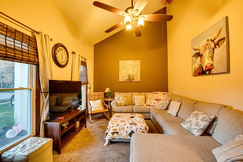 Tiny photo for 1715 Riverwood Drive, Algonquin, IL 60102 (MLS # 12529839)