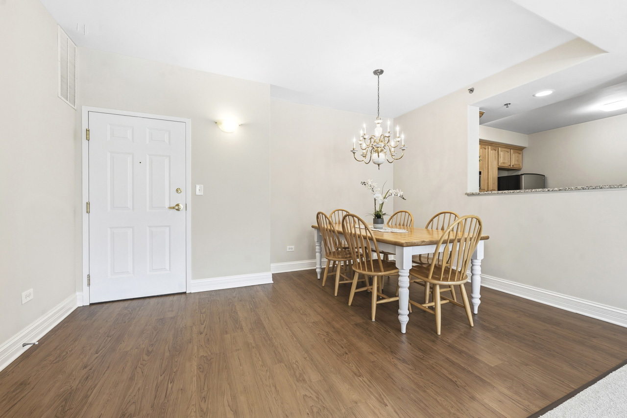 543 N Hough Street 104