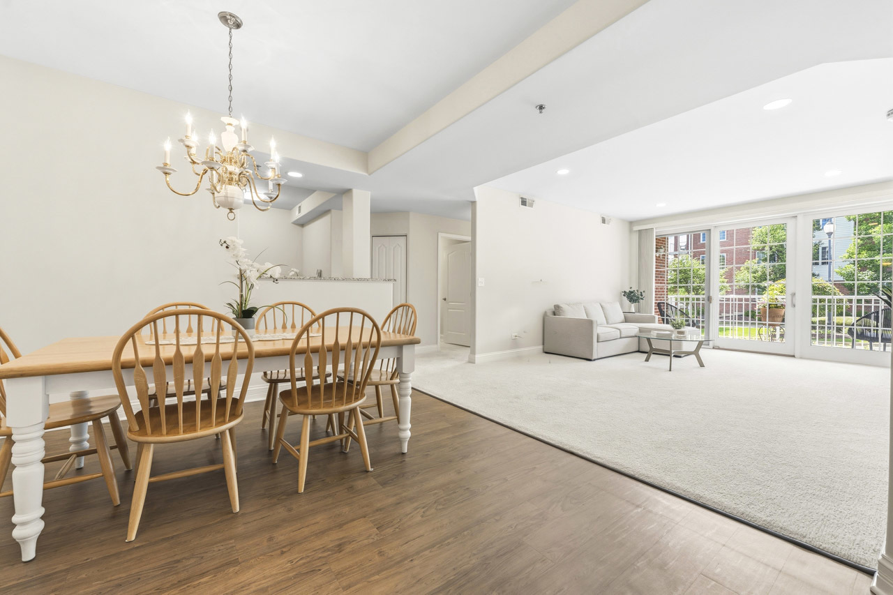 543 N Hough Street 104