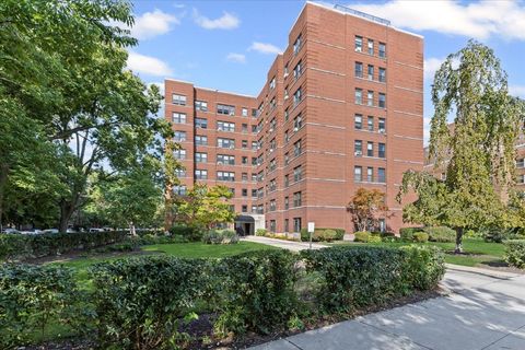 Photo of 4900 N Marine Drive #707, Chicago, IL 60640 (MLS # 12467748) Photo of 4900 N Marine Drive #707, Chicago, IL 60640 (MLS # 12467748)