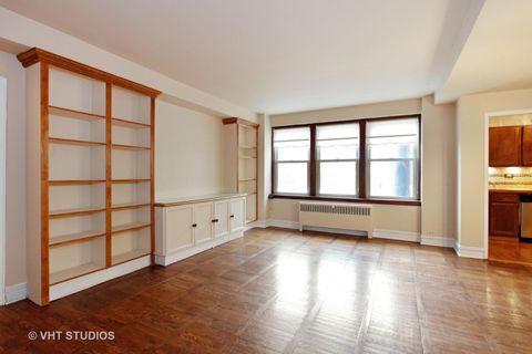 Tiny photo for 4900 N Marine Drive #707, Chicago, IL 60640 (MLS # 12467748)