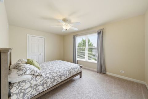 Tiny photo for 2632 Lupine Circle, Naperville, IL 60564 (MLS # 12686538)