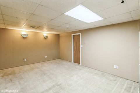 Tiny photo for 1423 Sacramento Drive #1423, Hanover Park, IL 60133 (MLS # 12488304)