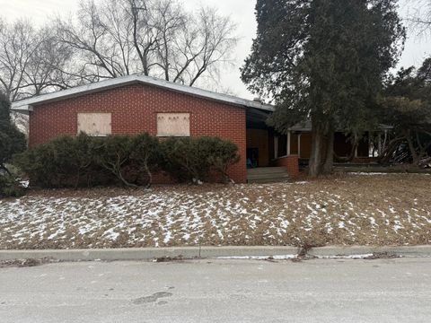 Tiny photo for 1342 Fairmount Avenue, Joliet, IL 60432 (MLS # 12557884)