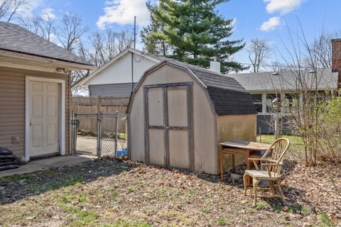 Tiny photo for 375 Douglas Road, Batavia, IL 60510 (MLS # 12605274)