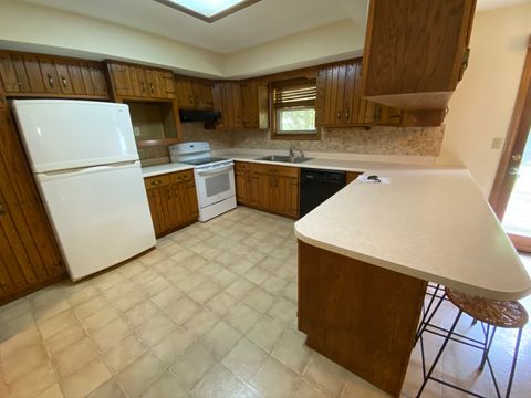 Tiny photo for 205 Carrie Avenue, Urbana, IL 61802 (MLS # 12506328)