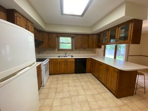 Tiny photo for 205 Carrie Avenue, Urbana, IL 61802 (MLS # 12506328)