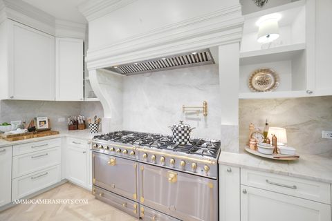 Tiny photo for 8 Brooke Lane, South Barrington, IL 60010 (MLS # 12491712)