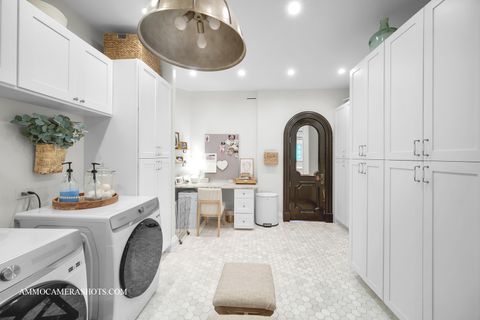Tiny photo for 8 Brooke Lane, South Barrington, IL 60010 (MLS # 12491712)