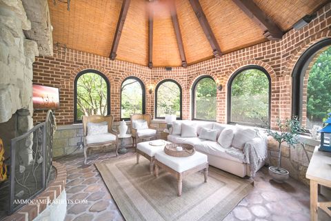 Tiny photo for 8 Brooke Lane, South Barrington, IL 60010 (MLS # 12491712)