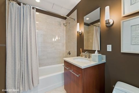 Tiny photo for 401 N Wabash Avenue #43A, Chicago, IL 60611 (MLS # 12624205)