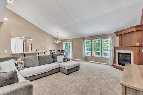 Tiny photo for 2106 Skylane Drive, Muscatine, IA 52761 (MLS # 12692045)