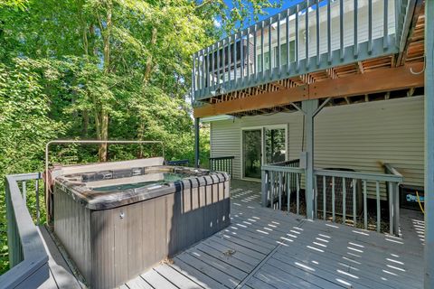 Tiny photo for 2106 Skylane Drive, Muscatine, IA 52761 (MLS # 12692045)
