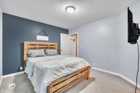 Tiny photo for 2106 Skylane Drive, Muscatine, IA 52761 (MLS # 12692045)
