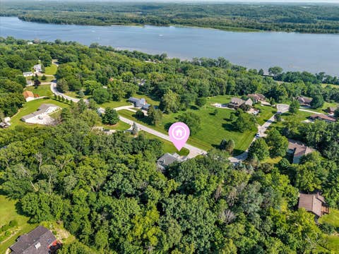 Tiny photo for 2106 Skylane Drive, Muscatine, IA 52761 (MLS # 12692045)