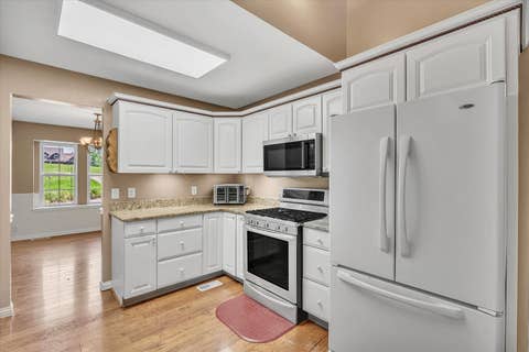 Tiny photo for 2106 Skylane Drive, Muscatine, IA 52761 (MLS # 12692045)