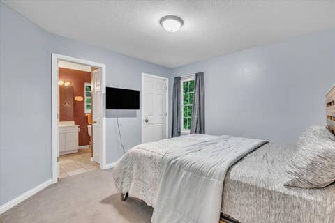 Tiny photo for 2106 Skylane Drive, Muscatine, IA 52761 (MLS # 12692045)