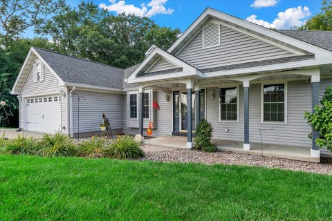 Tiny photo for 2106 Skylane Drive, Muscatine, IA 52761 (MLS # 12692045)