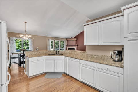 Tiny photo for 2106 Skylane Drive, Muscatine, IA 52761 (MLS # 12692045)