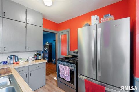 Tiny photo for 3302 38TH Avenue, Moline, IL 61265 (MLS # QC4267436)