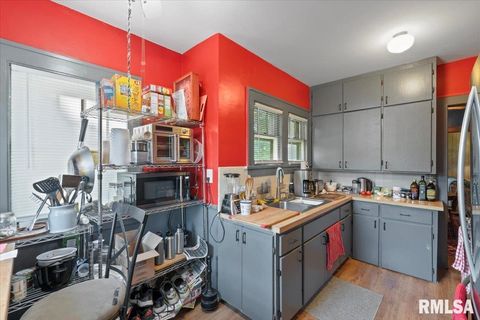 Tiny photo for 3302 38TH Avenue, Moline, IL 61265 (MLS # QC4267436)