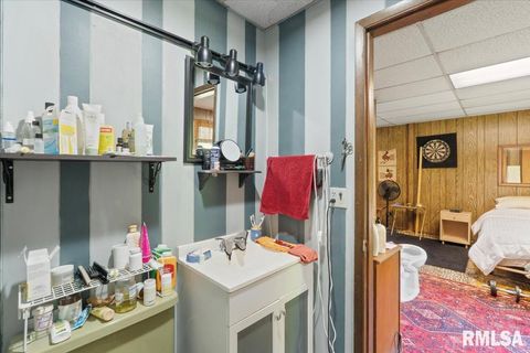 Tiny photo for 3302 38TH Avenue, Moline, IL 61265 (MLS # QC4267436)