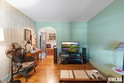 Tiny photo for 3302 38TH Avenue, Moline, IL 61265 (MLS # QC4267436)