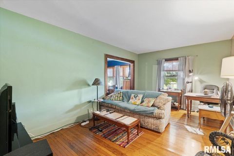 Tiny photo for 3302 38TH Avenue, Moline, IL 61265 (MLS # QC4267436)