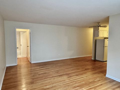 Tiny photo for 420 W Aldine Avenue #406, Chicago, IL 60657 (MLS # 12458109)