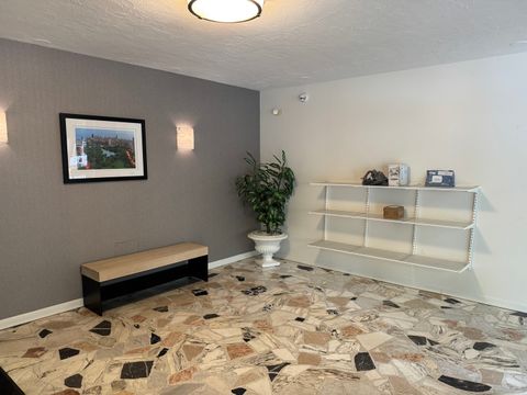 Tiny photo for 420 W Aldine Avenue #406, Chicago, IL 60657 (MLS # 12458109)