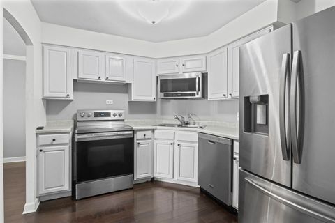 Tiny photo for 6033 N Sheridan Road #10D, Chicago, IL 60660 (MLS # 12499532)