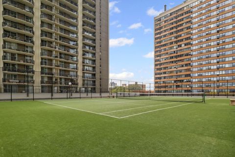 Tiny photo for 6033 N Sheridan Road #10D, Chicago, IL 60660 (MLS # 12499532)