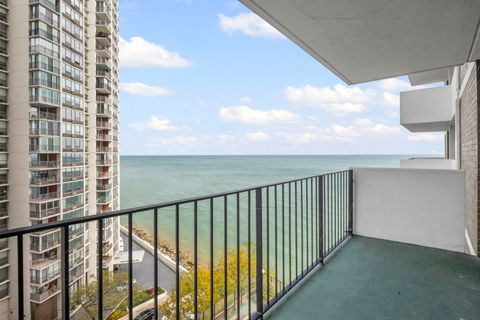 Tiny photo for 6033 N Sheridan Road #10D, Chicago, IL 60660 (MLS # 12499532)