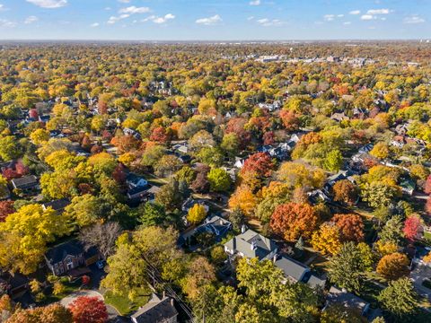 Tiny photo for 707 Revere Road, Glen Ellyn, IL 60137 (MLS # 12495340)