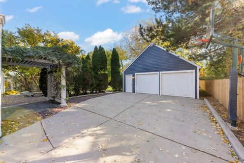 Tiny photo for 707 Revere Road, Glen Ellyn, IL 60137 (MLS # 12495340)