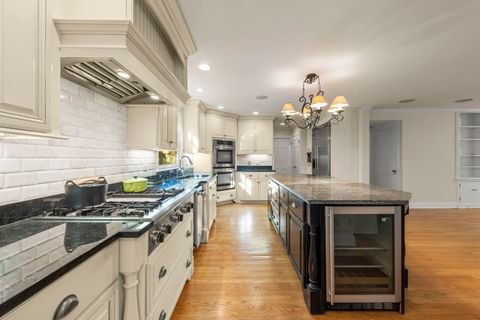 Tiny photo for 707 Revere Road, Glen Ellyn, IL 60137 (MLS # 12495340)