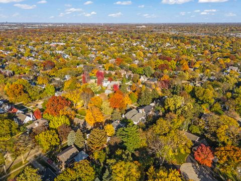 Tiny photo for 707 Revere Road, Glen Ellyn, IL 60137 (MLS # 12495340)