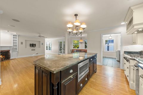 Tiny photo for 707 Revere Road, Glen Ellyn, IL 60137 (MLS # 12495340)