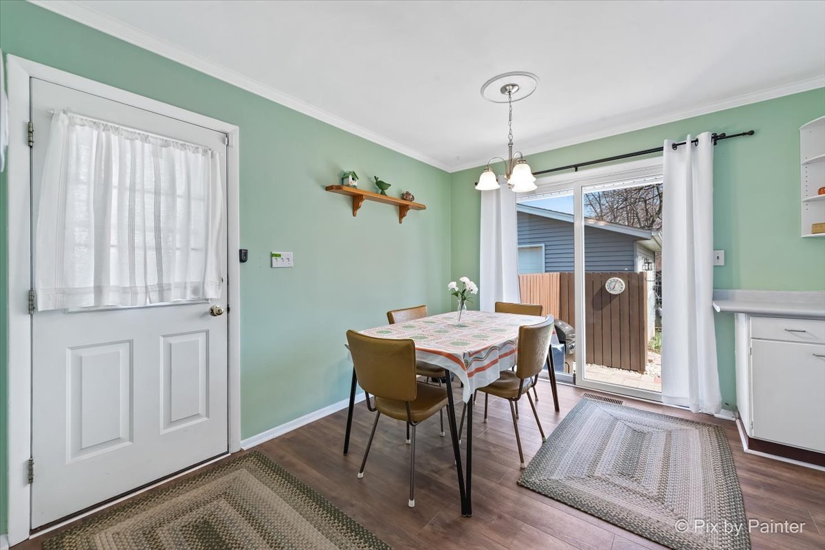 305 Knollwood Drive